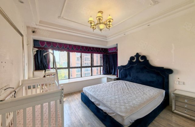 今日麒麟鑫辰4室2厅133㎡53万二手房图片