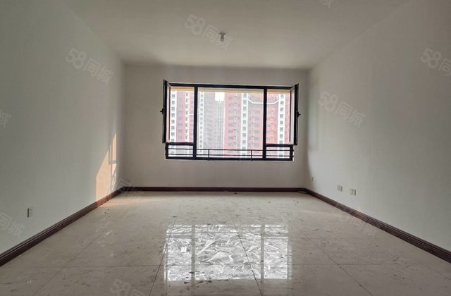 桃李天阅现房 百合新城小高方正4居双卫，车位储免大税