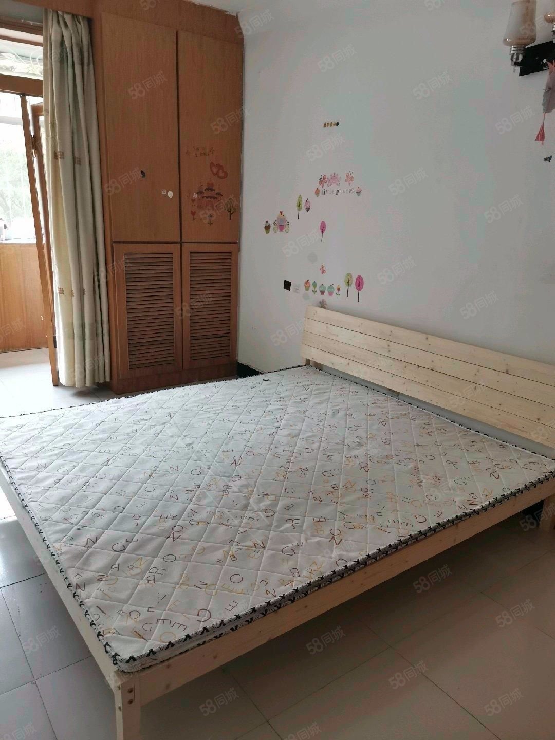 機(jī)場(chǎng)路南樓2室1廳1衛(wèi)51㎡南44萬(wàn)