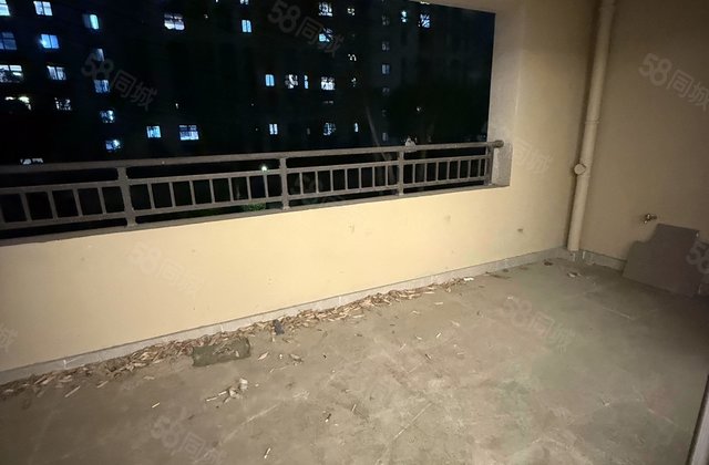 雅居乐万科中央公园4室2厅170㎡258万二手房图片
