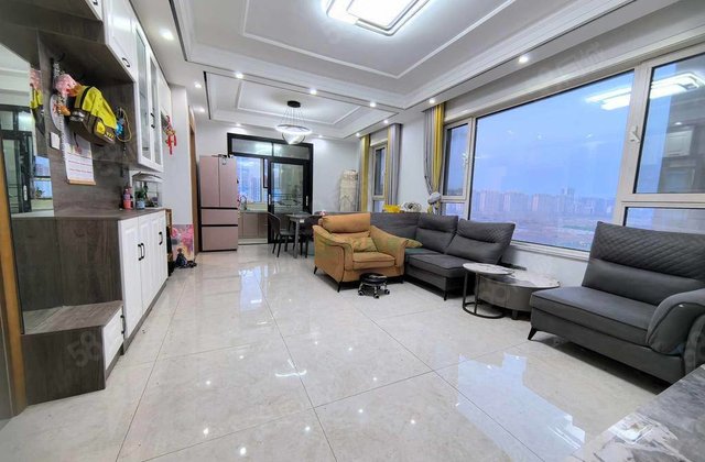 急售民生凤凰城 110 平 92万精装东边户送车位储藏室。