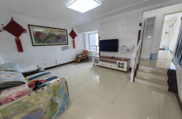 阿卡二期 错层设计 15楼 带车位 储藏室 上光明 免大税