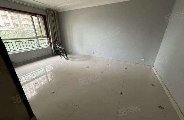 正规商品房 医疗配套成熟 购物方便 带电梯 南北通透