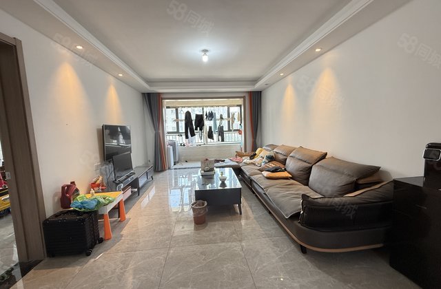 小洋房！莲湖新城！徒海河！精装！带车位储！东苑！中层！滨河