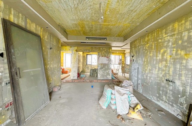 春天大道3室2厅134.8㎡165万二手房图片