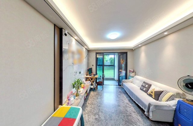 世茂璀璨万镜3室2厅99㎡246万二手房图片