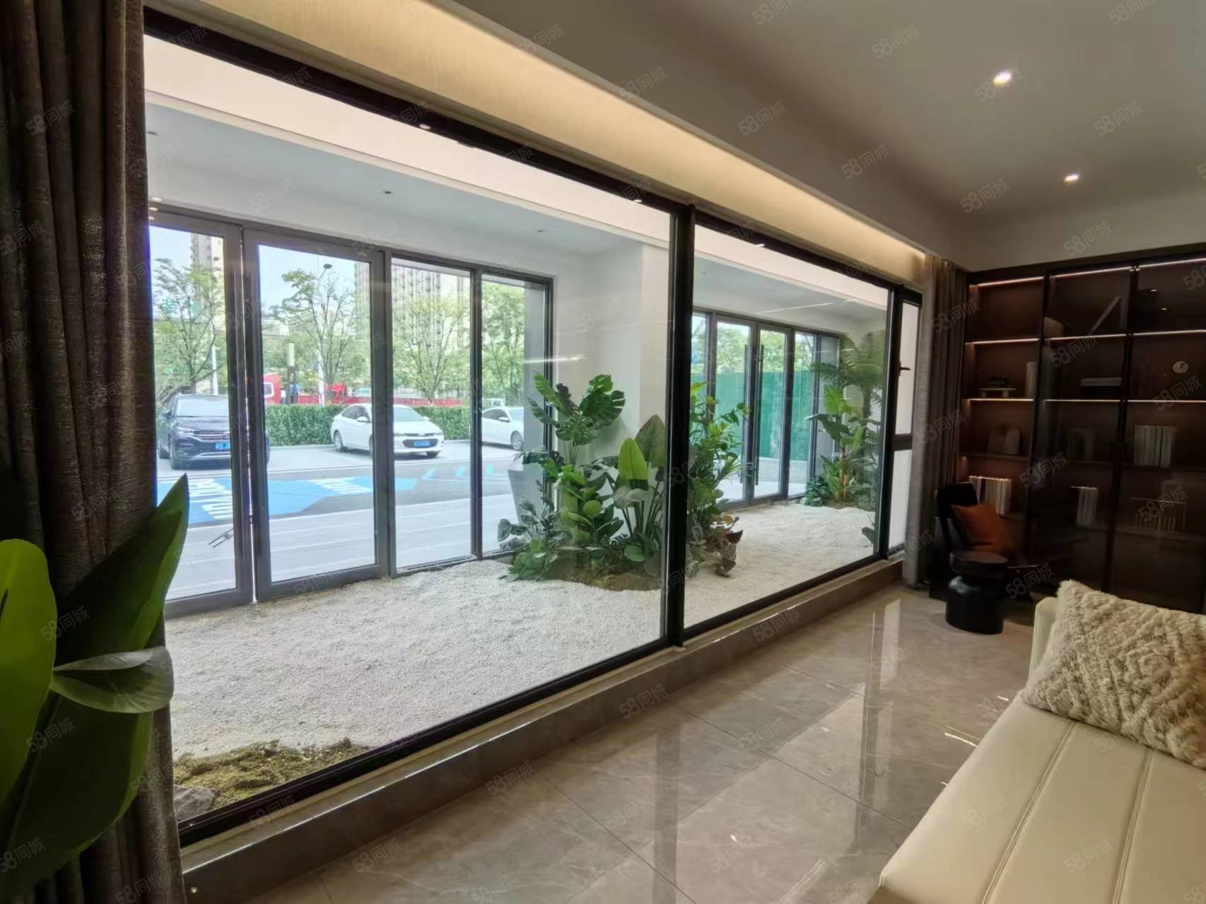 名邦鲲鹏御府4室2厅2卫126㎡南北62.8万