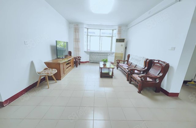 一楼带院，市医院附近，公路局家属院，鼎舜花园，北顺三中市场