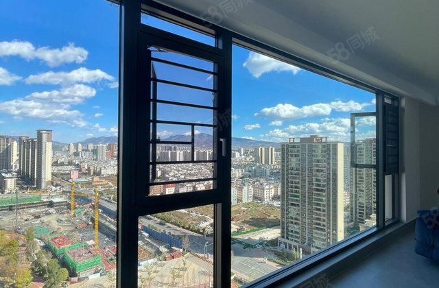 保利颍州堂悦4室2厅143㎡135万二手房图片