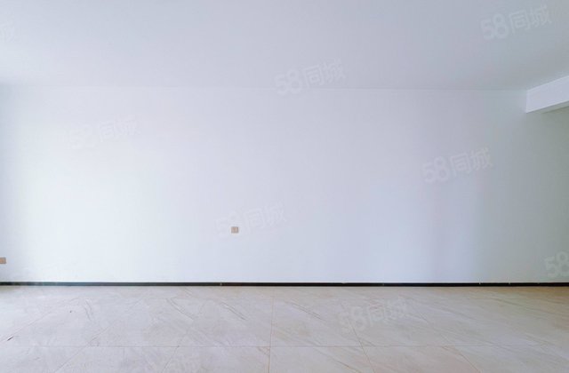 125平 简单装修 碧桂园云麓九里 电梯房 采光好 周边商圈