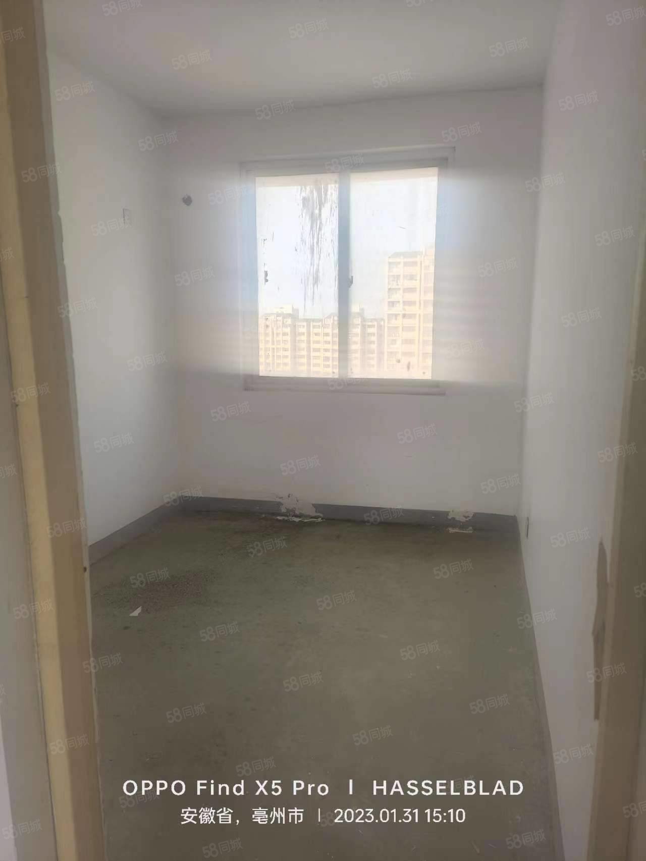 秀水佳苑3室2厅1卫121.6㎡南32万