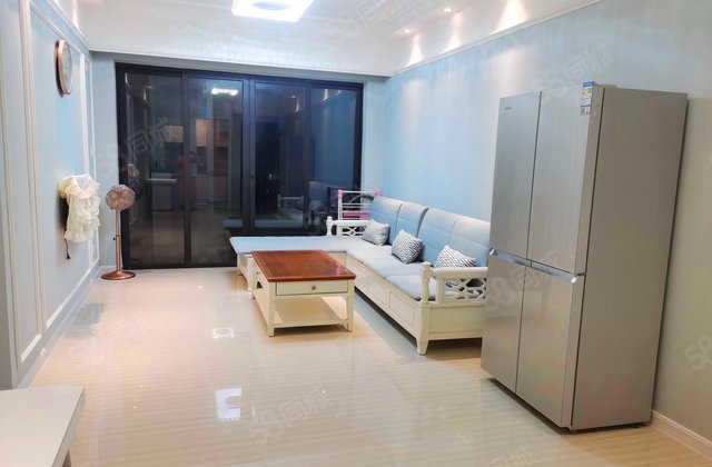 荔富湖畔2室2厅77.37㎡56万二手房图片