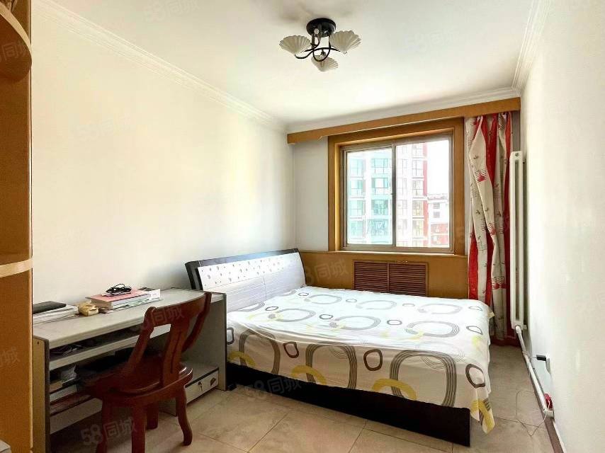 迎秋西里2室2廳1衛(wèi)84.24㎡南北58萬(wàn)