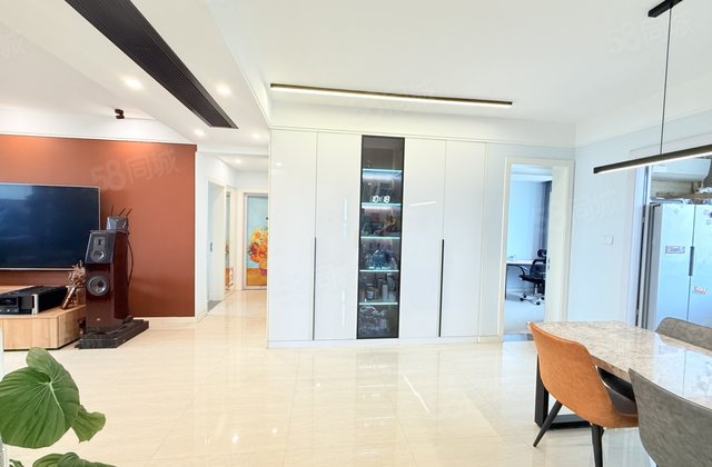 星光和园 边户精装四室 全屋智能家居 好楼层 带车储 清水湾