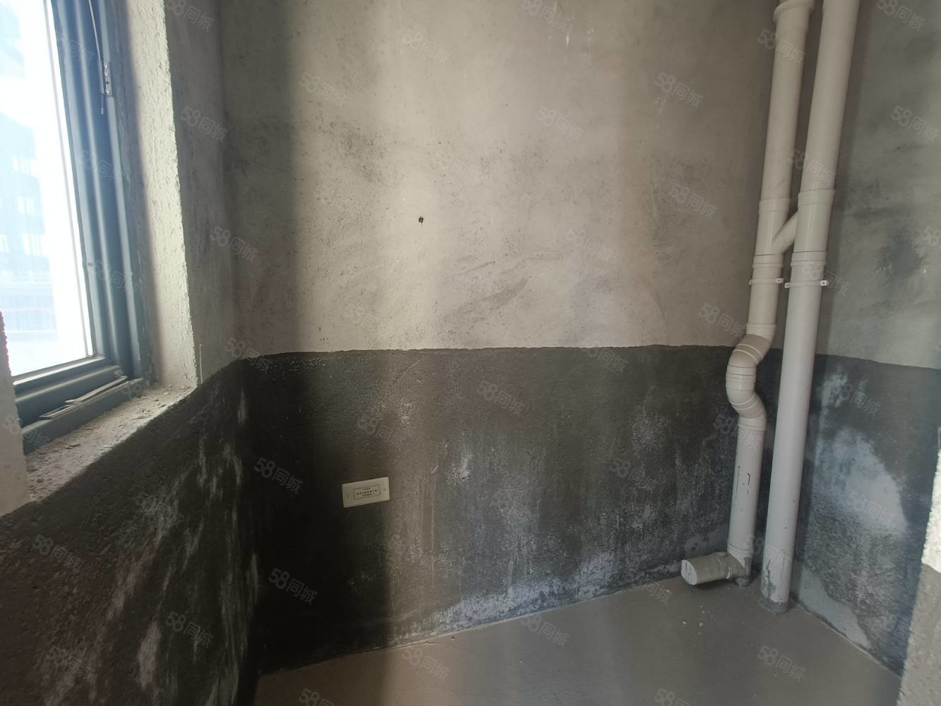 德和领秀广场4室2厅3卫180㎡南北160万