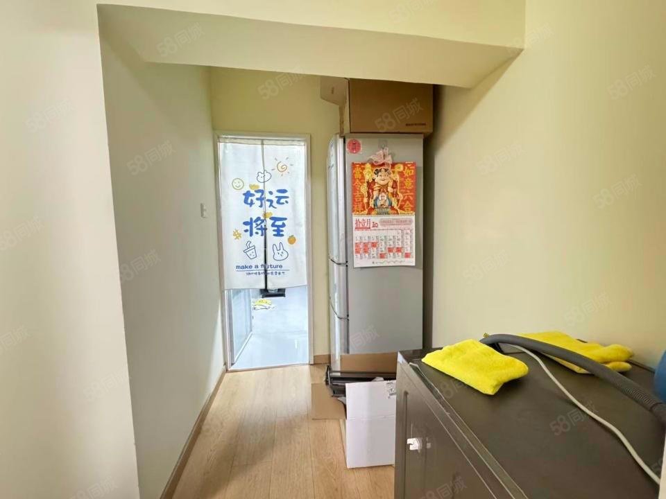 北沙小區(qū)1室1廳1衛(wèi)49.08㎡南248萬