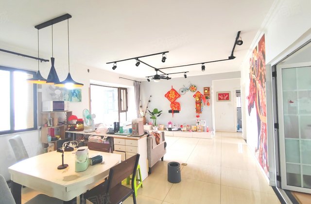 南湖世纪5室2厅112㎡230万二手房图片