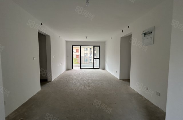 金裕新城，洋房四室，带车位储藏室178万，走一手，  意境