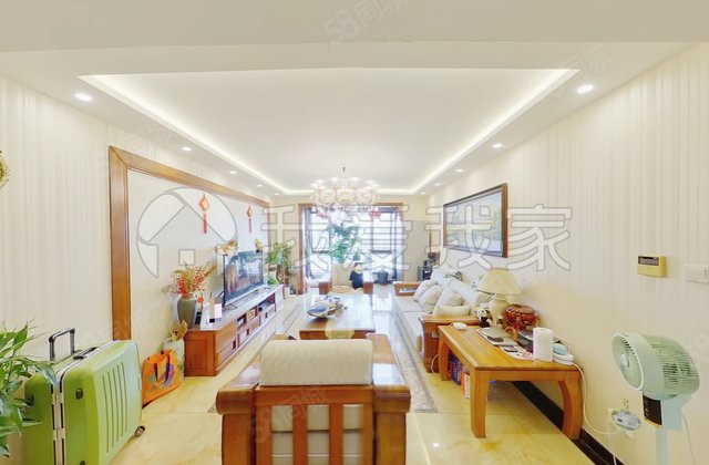 融科鈞廷3室2廳2衛(wèi)139.63㎡南北470萬