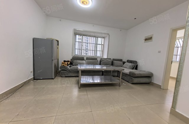 望湖花园  边户  湖西文轩  有钥匙  免大税  诚心出售