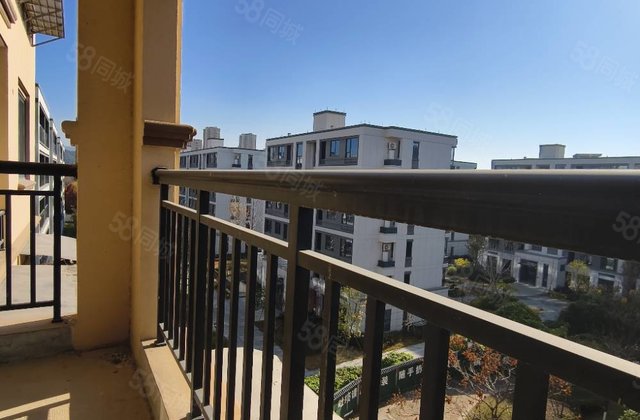 学府七区3室2厅109㎡95万二手房图片