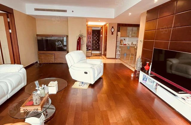 大连中心裕景3室2厅184.83㎡330万二手房图片