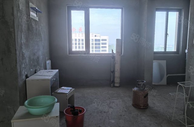 上海公馆3期3室2厅133㎡52万二手房图片