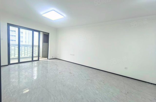  海府大院3室2厅129㎡198万二手房图片