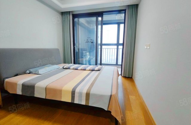 名湖豪庭3室2厅122.5㎡139.8万二手房图片