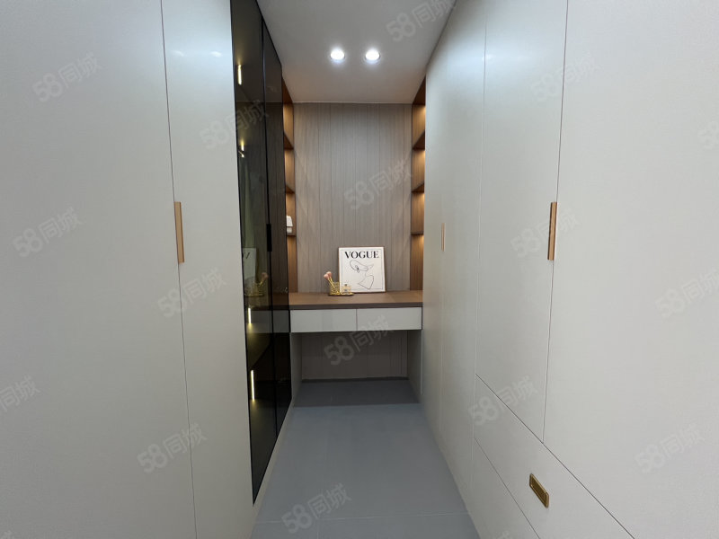 时代嘉园3室1厅2卫182㎡南北101万