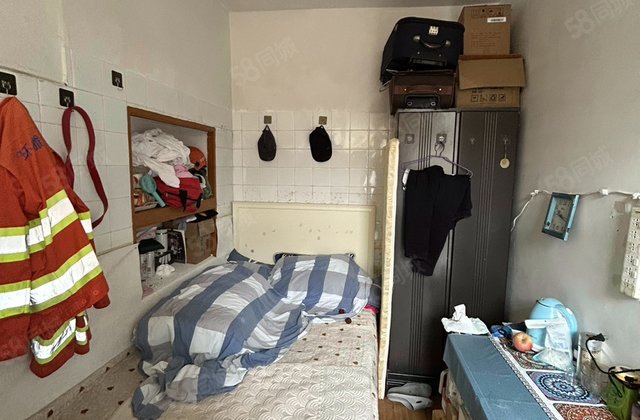 东中胡同小区1室0厅11.05㎡180万二手房图片