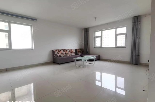 民生凤凰城四号院，中间楼层，120平90万出售