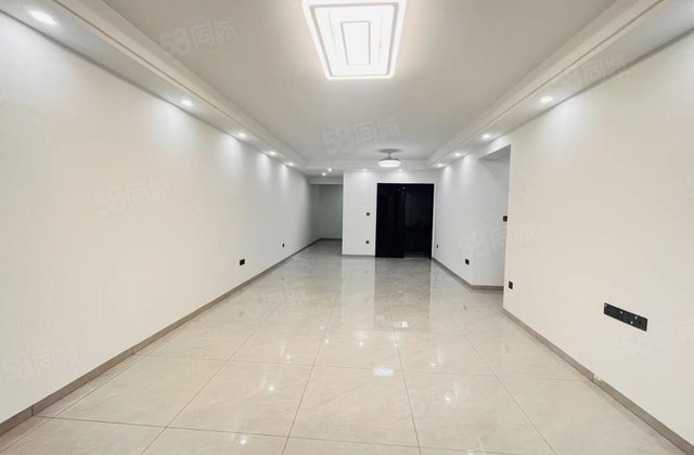 国鼎中央公园3室2厅135.3㎡67.8万二手房图片