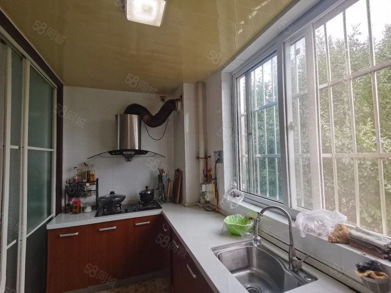 世纪景园4楼 临广场 采光很好 三室两卫 业主包税,世纪景园-濮阳58