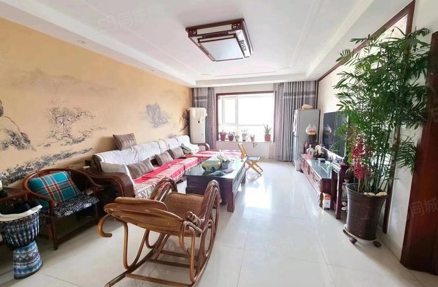 东昌东路徒骇河畔 三叶草户型总高11层洋房 免大税看房方便