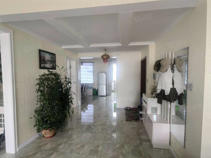 蓝天森林花苑 精装修 正规商品房 交通便捷 超低密度