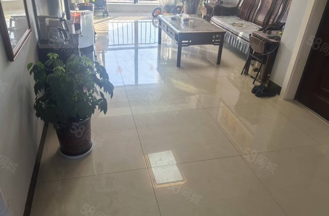 世贸花园四期2室2厅113㎡66万二手房图片