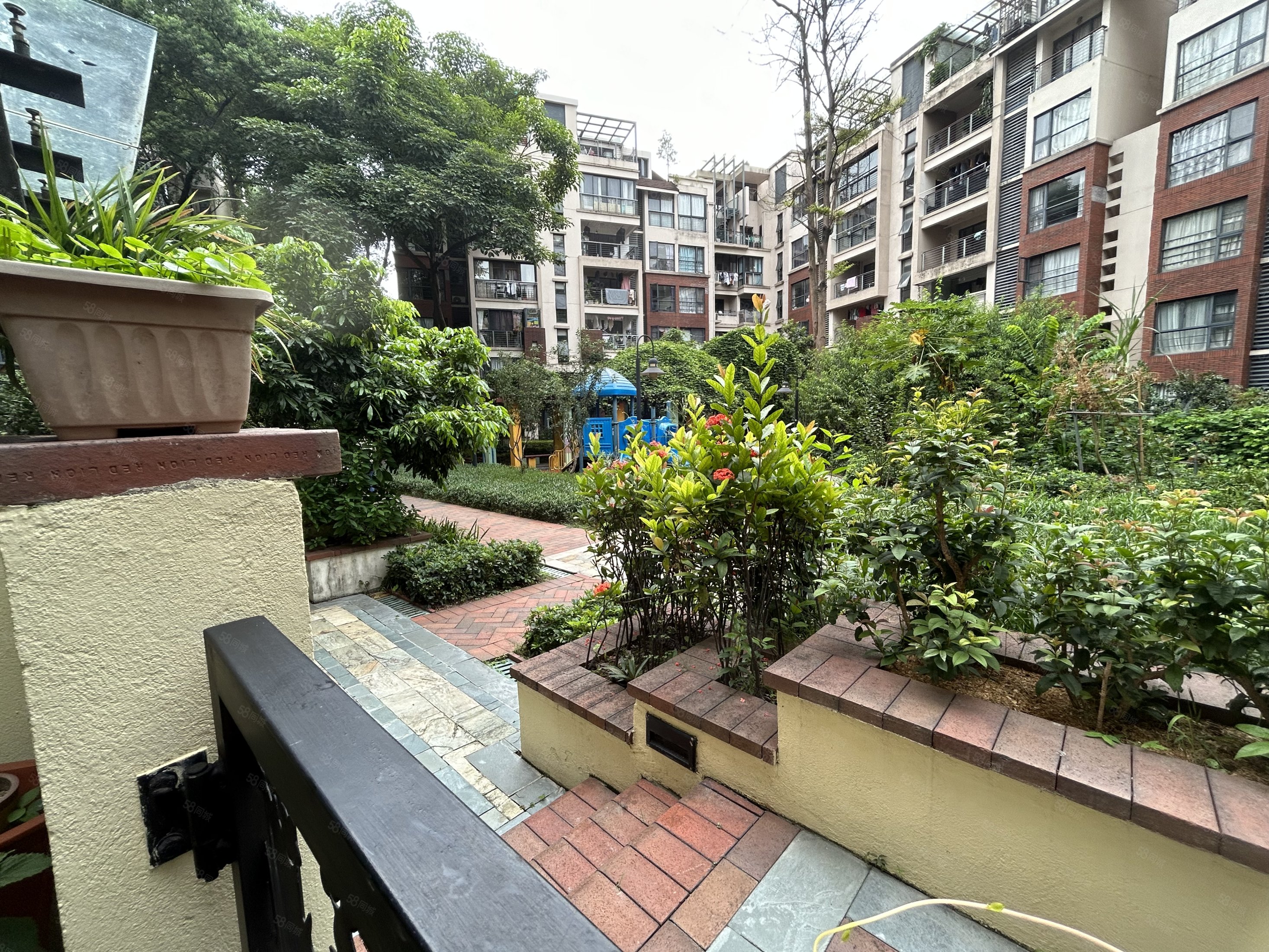 小区环境爆美 近地铁 户型方正 非常宜居,万科四季花城-广州58同城