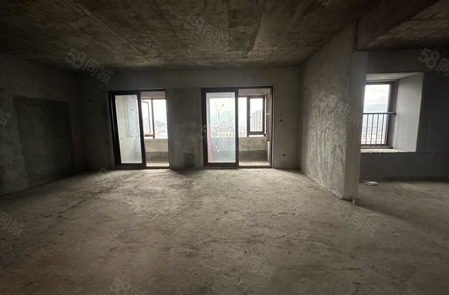 帝源财富里4室2厅132㎡99万二手房图片