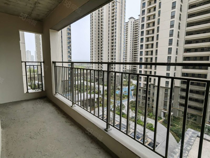 华府轩苑雍华公馆三小一中现房 即装修买房送车,吾悦华府