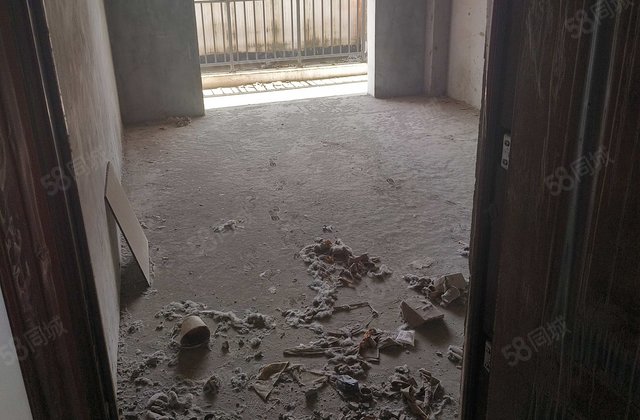 汉正服装工业城3室2厅106.91㎡31万二手房图片