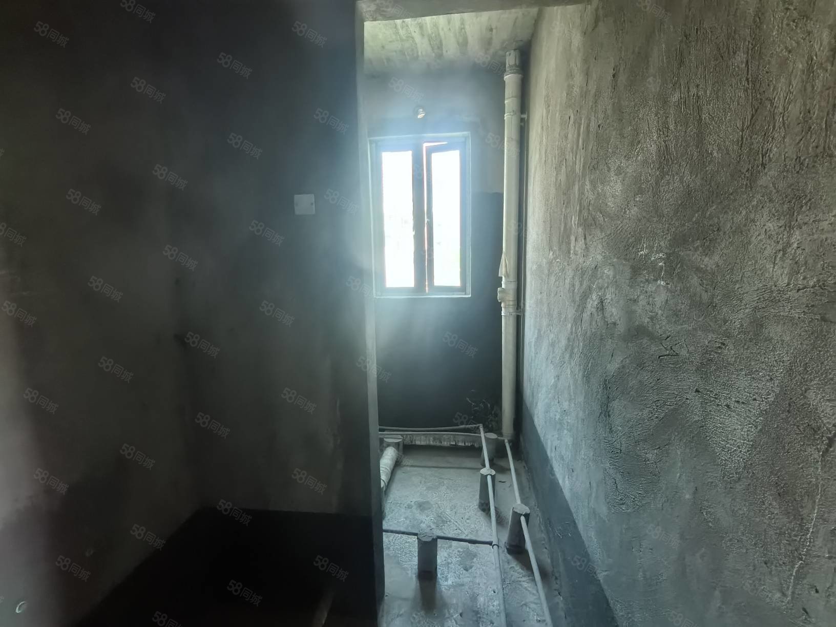 中梁壹号院(别墅)2室2厅3卫161㎡南北138万