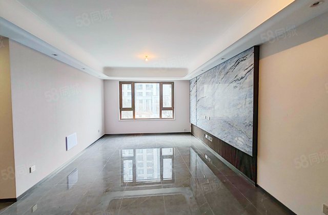 龙湖天璞3室2厅121㎡110万二手房图片