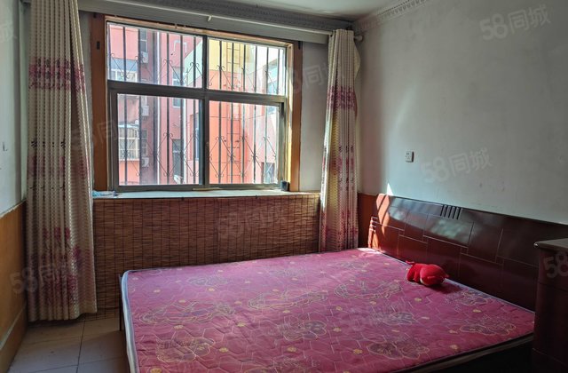 建设银行家属院(花园路)近医院近公园近   送家具送地下室