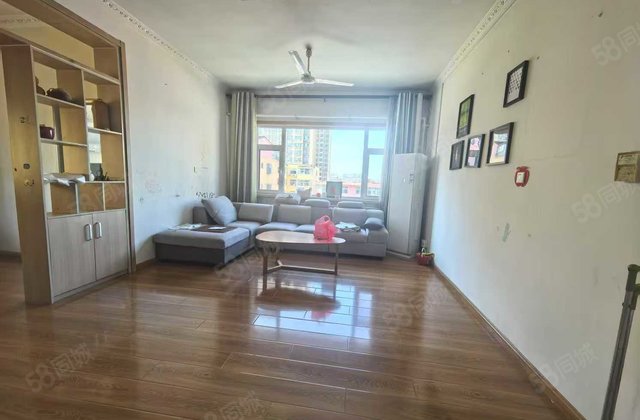 朝南 农行家属院(卫育北路) 3室2厅 精装修 120平 采