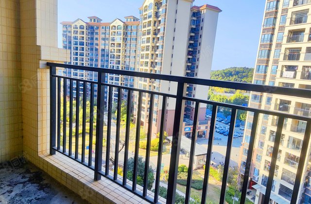 钜隆君玺花园3室1厅90.25㎡56万二手房图片