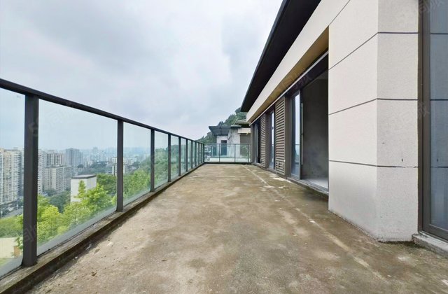 东海鼎山府3室2厅99㎡186万二手房图片