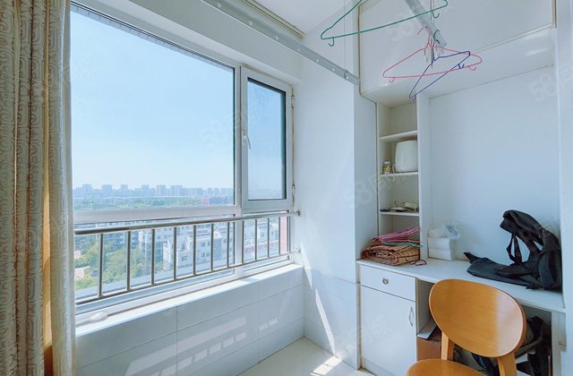 手慢无 急售 海德公园 两室朝阳 好楼层 二中 聊大 可聊