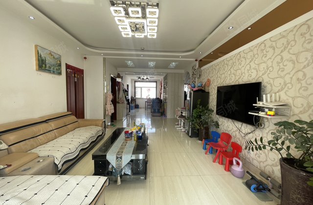 书香东郡，三叶草户型，115万满五唯一，送车位储藏室