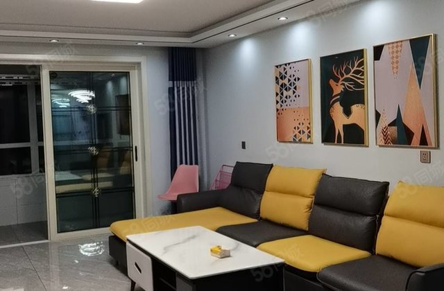 港达国际3室2厅132㎡55万二手房图片